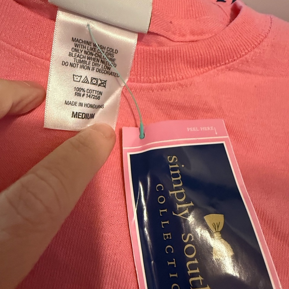 NWT Simply Southern “I am All Booked this Week” T-shirt - Picture 8 of 8